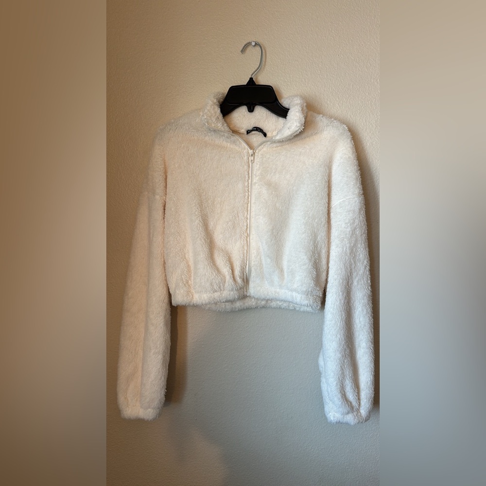 4/$14🦋 cropped teddy jacket